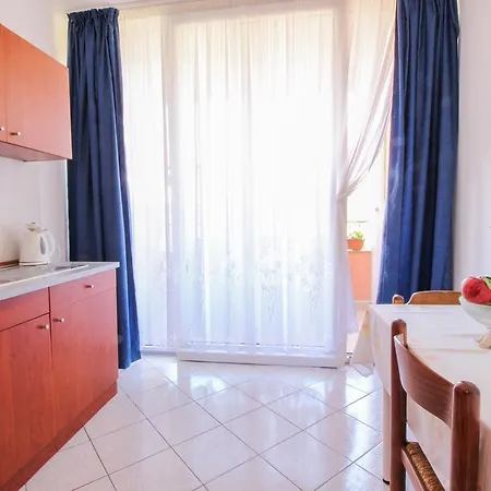 Апартаменты Sonja Ровинь