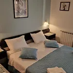 Sonja Apartman *